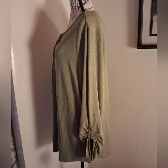 Sale NWT Tunic Blouse - Picture 6 of 11